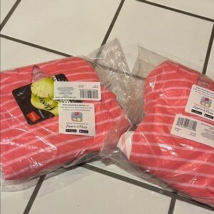 2 sets of 3 Hanes hooded long sleeved bodysuits  6-12 12-18 pinks grays NWT